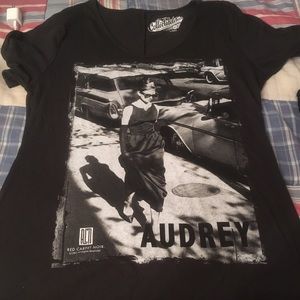 Audrey Hepburn Breakfast at Tiffanys T-shirt